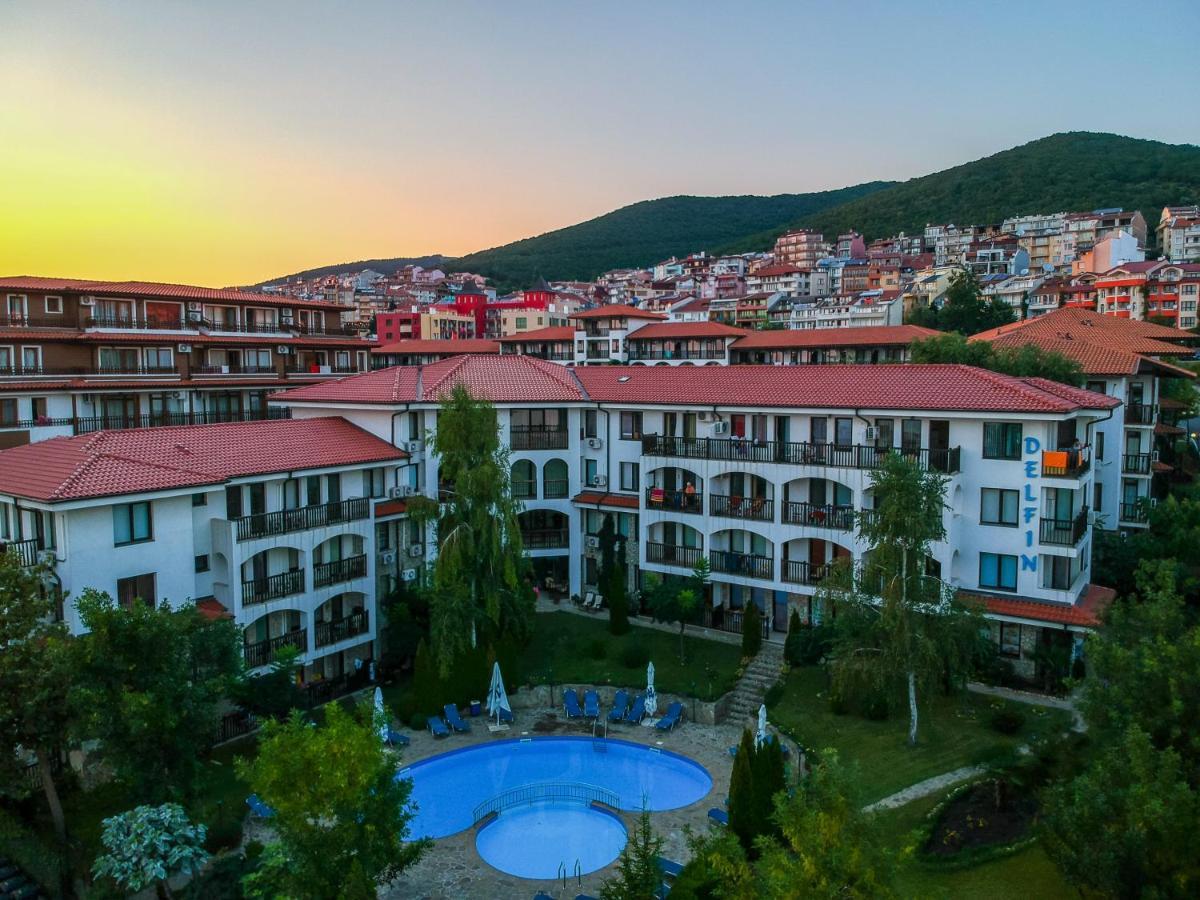 Marina Delfin Apartments - Top Location & Pet Friendly Sveti Vlas Exteriör bild