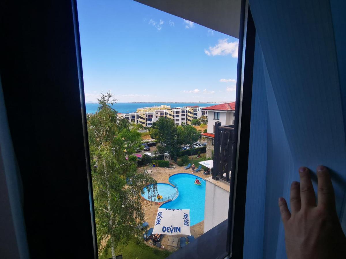 Marina Delfin Apartments - Top Location & Pet Friendly Sveti Vlas Exteriör bild