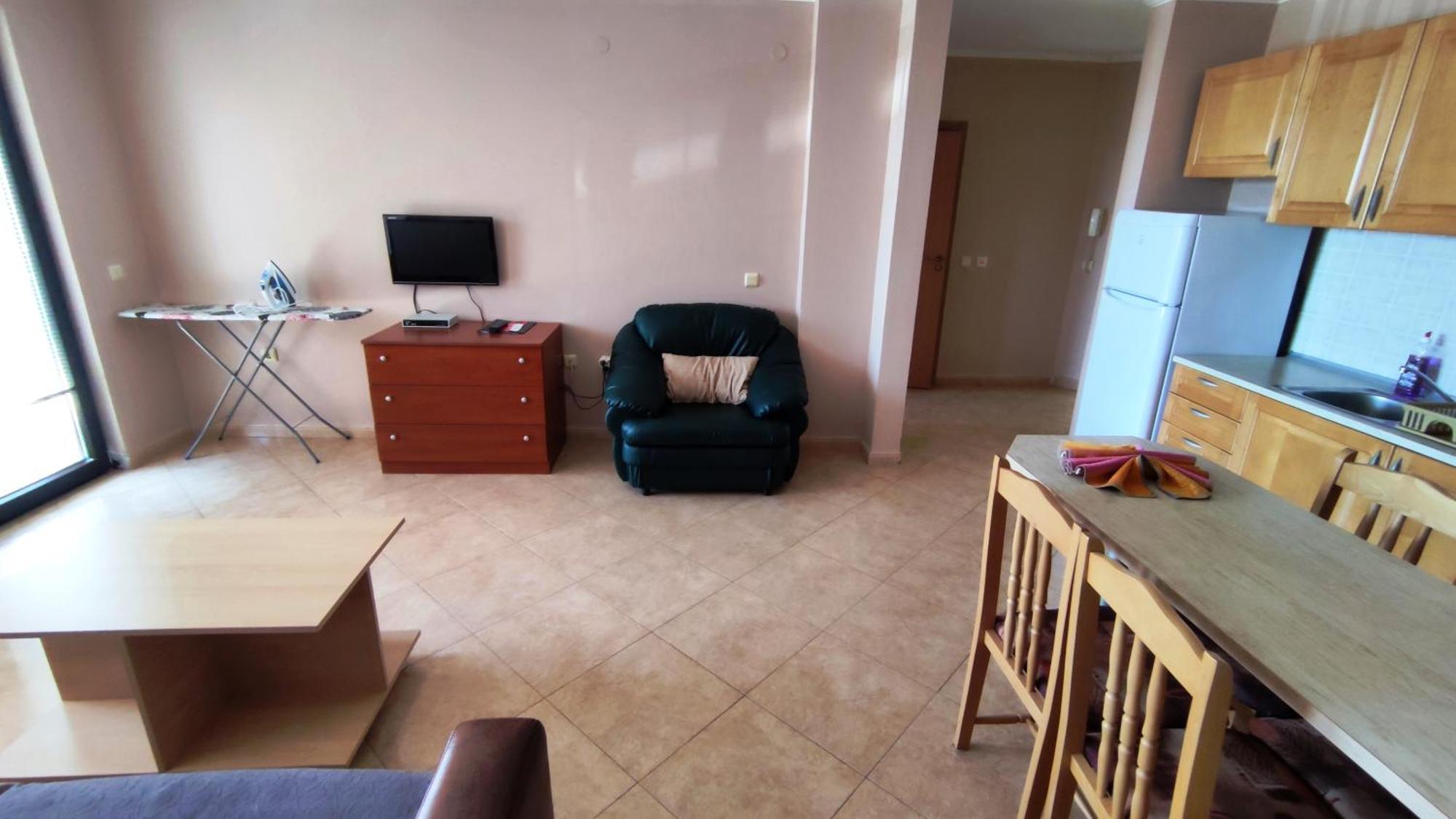 Marina Delfin Apartments - Top Location & Pet Friendly Sveti Vlas Exteriör bild