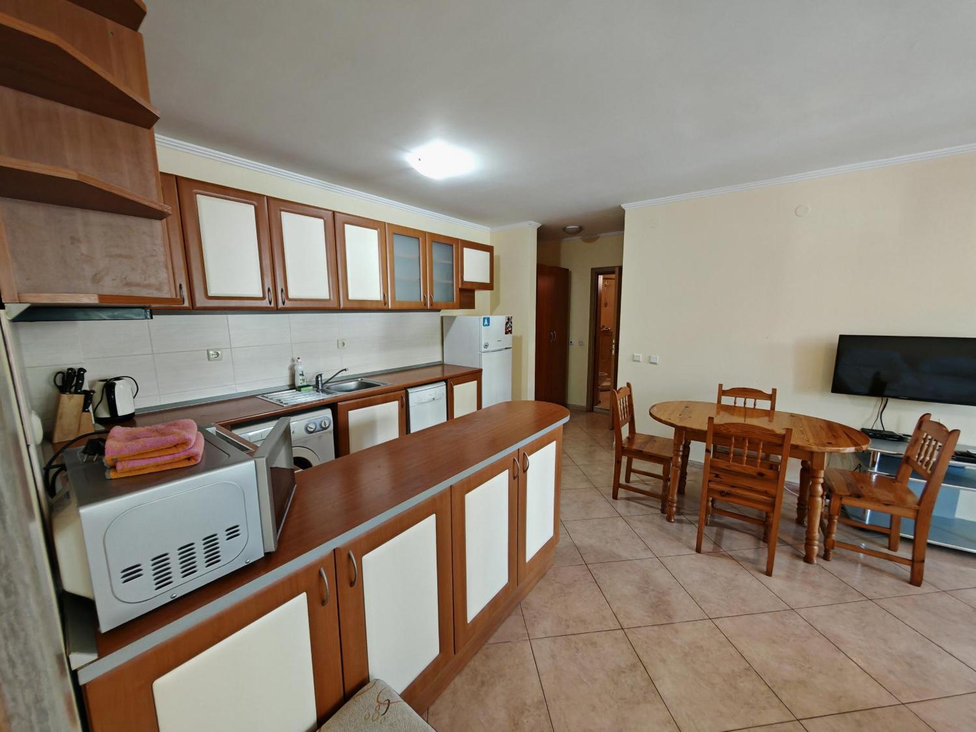 Marina Delfin Apartments - Top Location & Pet Friendly Sveti Vlas Exteriör bild