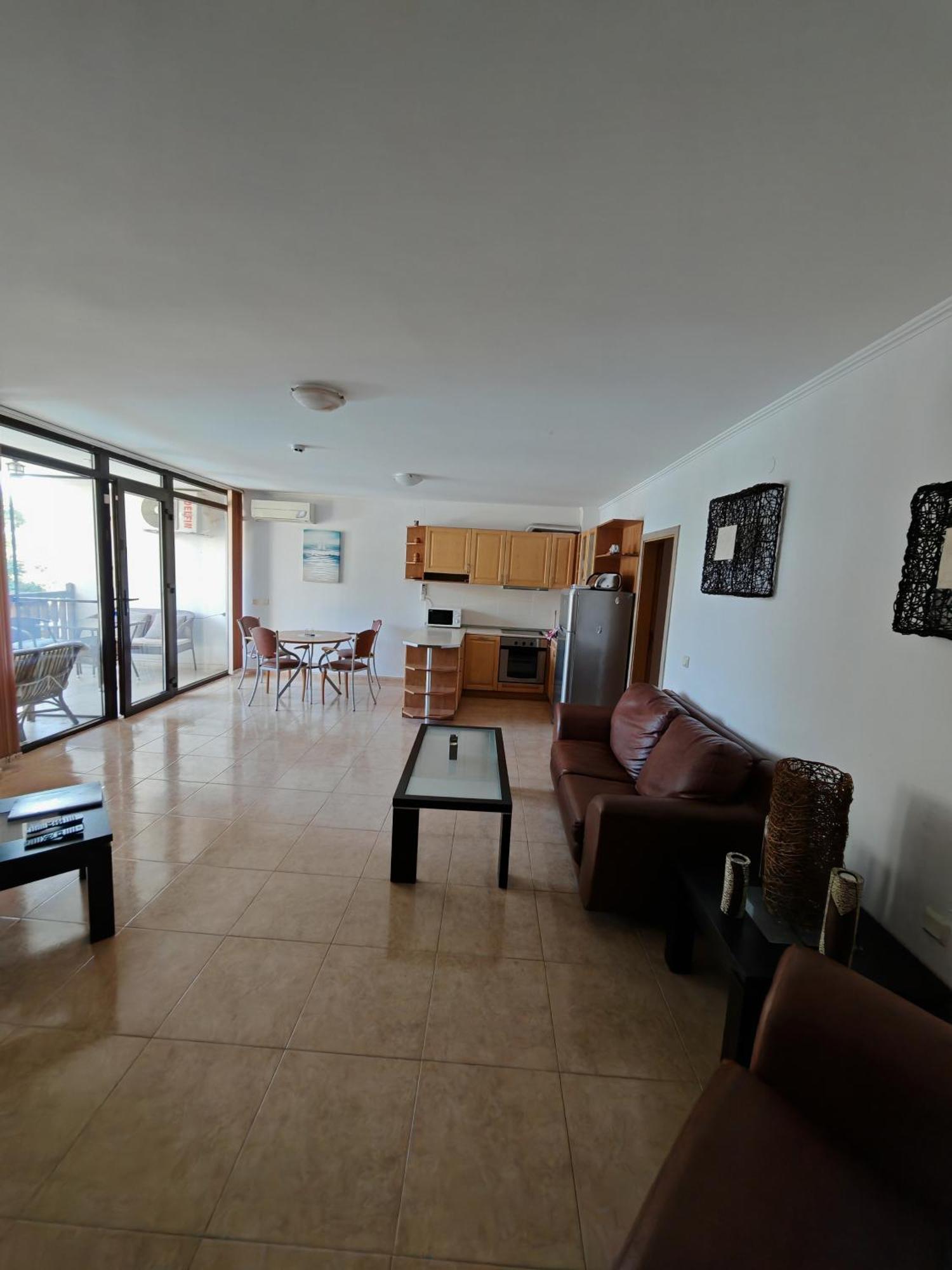 Marina Delfin Apartments - Top Location & Pet Friendly Sveti Vlas Exteriör bild